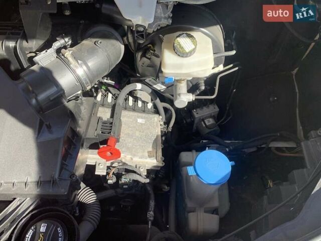 Білий Мерседес Sprinter, об'ємом двигуна 1.95 л та пробігом 243 тис. км за 30000 $, фото 29 на Automoto.ua