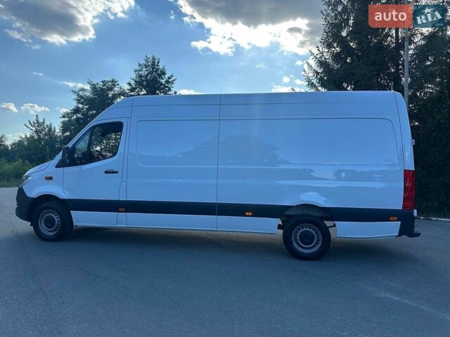 Белый Мерседес Sprinter, объемом двигателя 2 л и пробегом 269 тыс. км за 27700 $, фото 4 на Automoto.ua