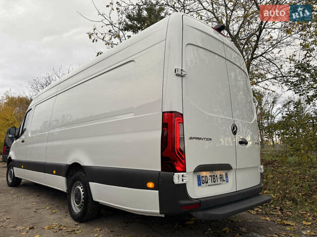 Белый Мерседес Sprinter, объемом двигателя 2 л и пробегом 302 тыс. км за 37900 $, фото 34 на Automoto.ua