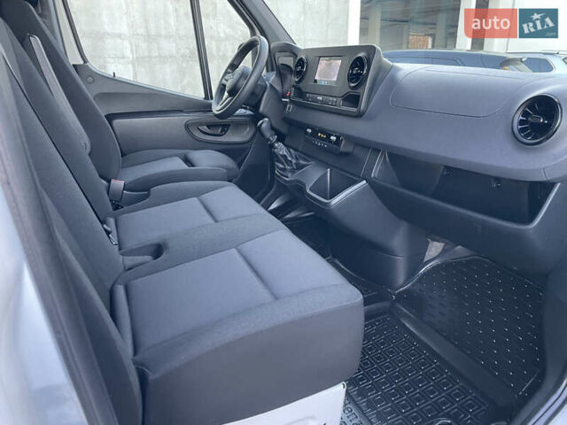 Белый Мерседес Sprinter, объемом двигателя 2 л и пробегом 155 тыс. км за 27900 $, фото 59 на Automoto.ua