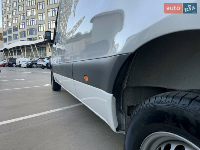 Белый Мерседес Sprinter, объемом двигателя 2 л и пробегом 155 тыс. км за 27900 $, фото 15 на Automoto.ua