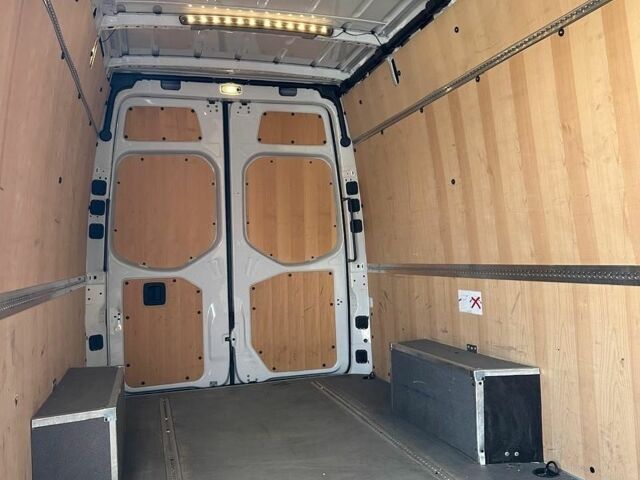 Белый Мерседес Sprinter, объемом двигателя 2 л и пробегом 75 тыс. км за 46687 $, фото 11 на Automoto.ua