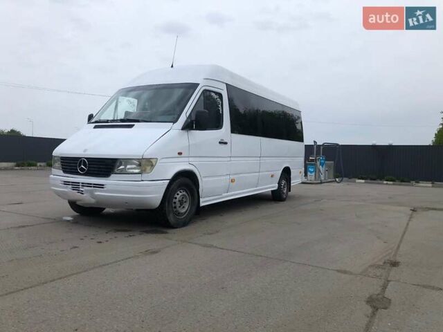 Білий Мерседес Sprinter, об'ємом двигуна 0 л та пробігом 450 тис. км за 5500 $, фото 2 на Automoto.ua