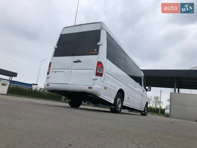 Білий Мерседес Sprinter, об'ємом двигуна 0 л та пробігом 450 тис. км за 5500 $, фото 6 на Automoto.ua