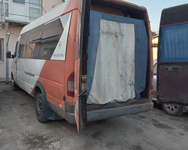 Белый Мерседес Sprinter, объемом двигателя 2.9 л и пробегом 285 тыс. км за 7500 $, фото 15 на Automoto.ua