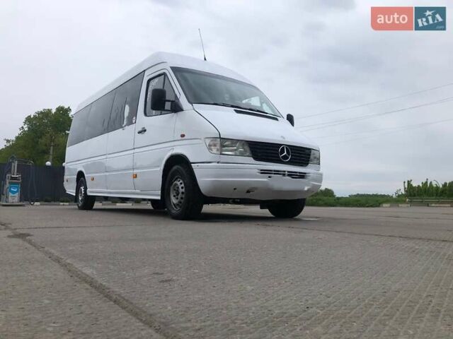 Білий Мерседес Sprinter, об'ємом двигуна 0 л та пробігом 450 тис. км за 5500 $, фото 5 на Automoto.ua