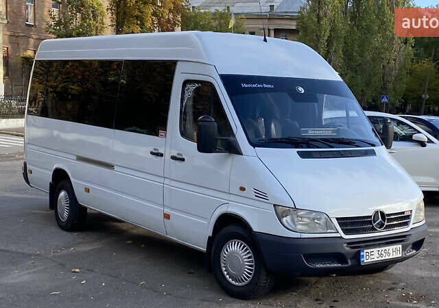 Белый Мерседес Sprinter, объемом двигателя 2.16 л и пробегом 600 тыс. км за 13200 $, фото 14 на Automoto.ua