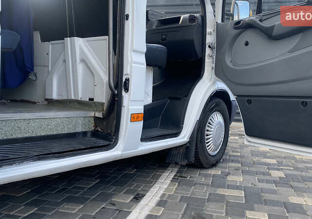 Белый Мерседес Sprinter, объемом двигателя 2.16 л и пробегом 600 тыс. км за 13200 $, фото 30 на Automoto.ua