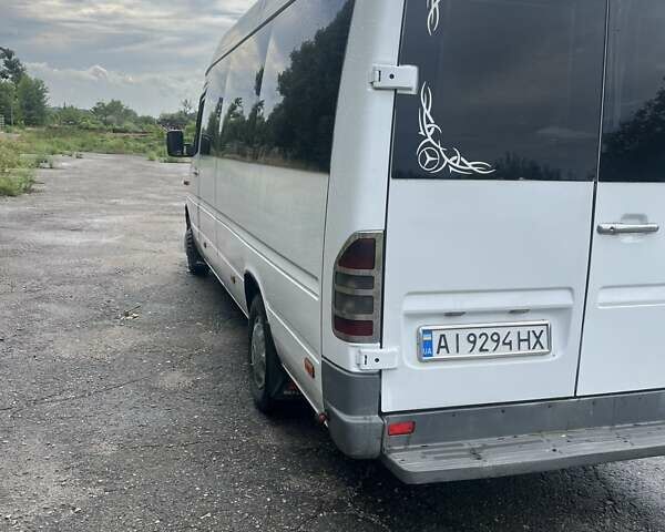 Белый Мерседес Sprinter, объемом двигателя 2.2 л и пробегом 9 тыс. км за 9500 $, фото 5 на Automoto.ua