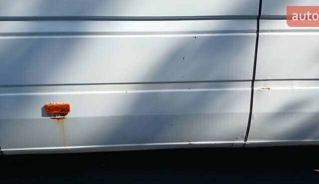 Белый Мерседес Sprinter, объемом двигателя 2.2 л и пробегом 100 тыс. км за 7000 $, фото 10 на Automoto.ua