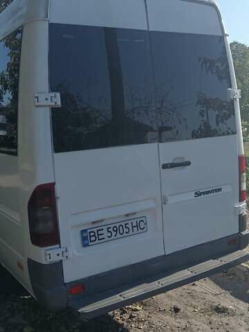 Білий Мерседес Sprinter, об'ємом двигуна 2.15 л та пробігом 1000 тис. км за 6200 $, фото 2 на Automoto.ua