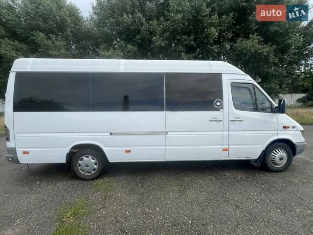 Белый Мерседес Sprinter, объемом двигателя 2.2 л и пробегом 9 тыс. км за 9500 $, фото 9 на Automoto.ua