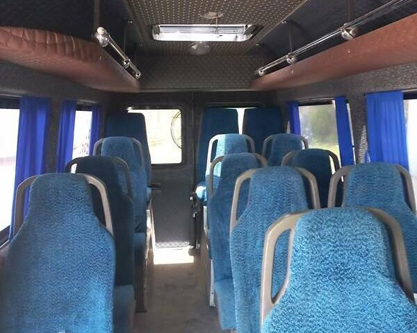 Белый Мерседес Sprinter, объемом двигателя 2.15 л и пробегом 500 тыс. км за 8500 $, фото 5 на Automoto.ua