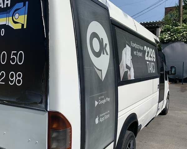 Белый Мерседес Sprinter, объемом двигателя 2.15 л и пробегом 7 тыс. км за 6000 $, фото 3 на Automoto.ua