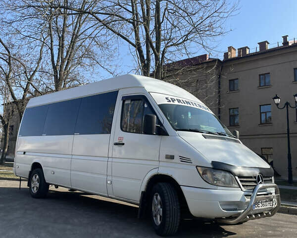 Білий Мерседес Sprinter, об'ємом двигуна 2.15 л та пробігом 292 тис. км за 7999 $, фото 3 на Automoto.ua