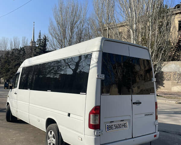 Білий Мерседес Sprinter, об'ємом двигуна 2.15 л та пробігом 292 тис. км за 7999 $, фото 5 на Automoto.ua