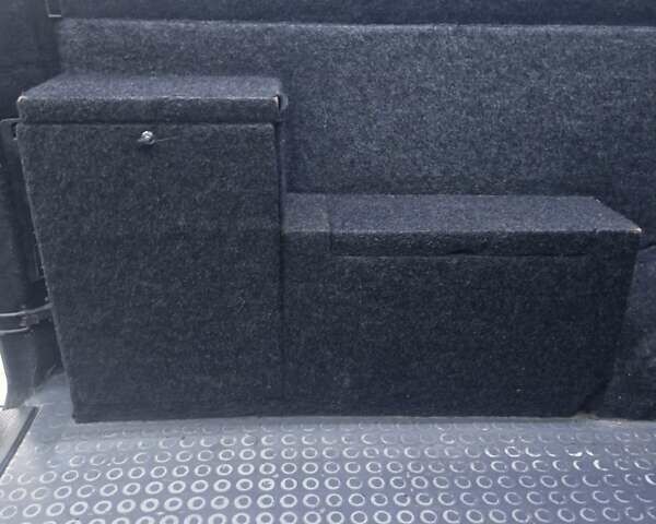 Белый Мерседес Sprinter, объемом двигателя 2.69 л и пробегом 850 тыс. км за 13500 $, фото 23 на Automoto.ua