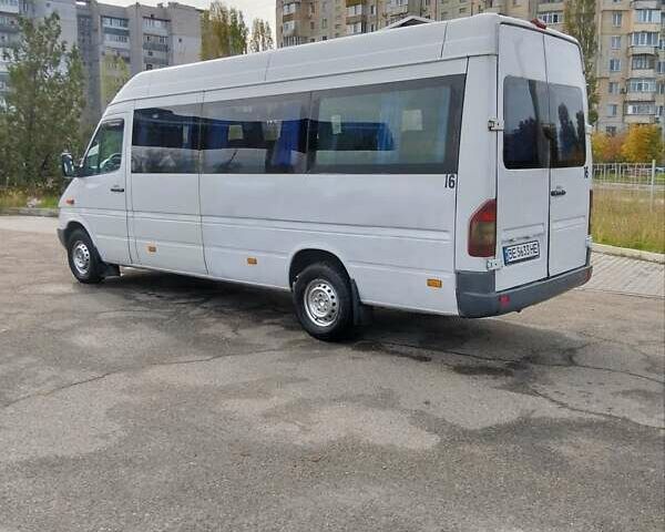 Білий Мерседес Sprinter, об'ємом двигуна 2.15 л та пробігом 300 тис. км за 8900 $, фото 5 на Automoto.ua
