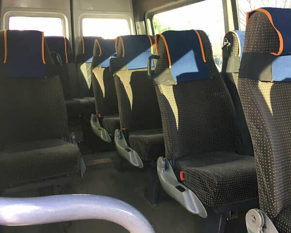 Белый Мерседес Sprinter, объемом двигателя 2.69 л и пробегом 170 тыс. км за 14500 $, фото 9 на Automoto.ua