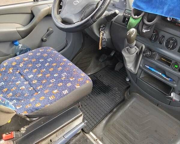 Білий Мерседес Sprinter, об'ємом двигуна 2.15 л та пробігом 300 тис. км за 8900 $, фото 18 на Automoto.ua