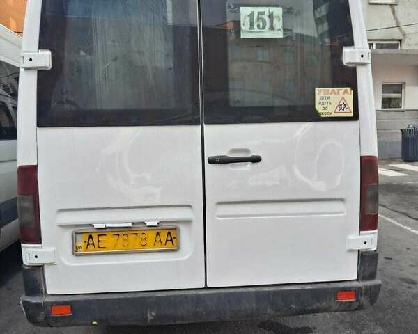 Белый Мерседес Sprinter, объемом двигателя 0.25 л и пробегом 150 тыс. км за 9300 $, фото 4 на Automoto.ua