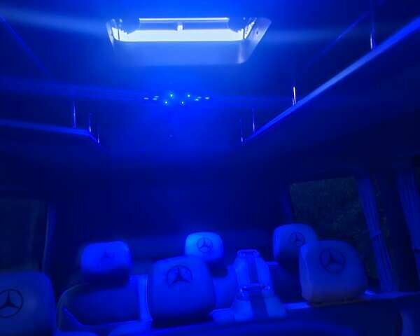 Белый Мерседес Sprinter, объемом двигателя 2.69 л и пробегом 850 тыс. км за 13500 $, фото 49 на Automoto.ua