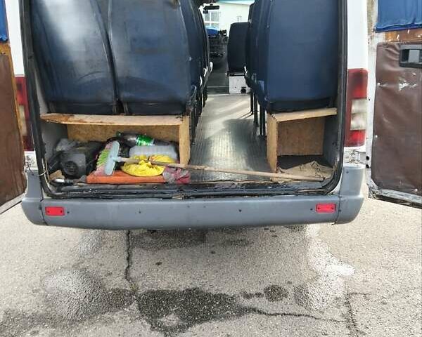 Білий Мерседес Sprinter, об'ємом двигуна 2.15 л та пробігом 300 тис. км за 8900 $, фото 24 на Automoto.ua
