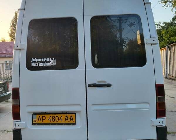 Белый Мерседес Sprinter, объемом двигателя 2.15 л и пробегом 777 тыс. км за 14500 $, фото 6 на Automoto.ua