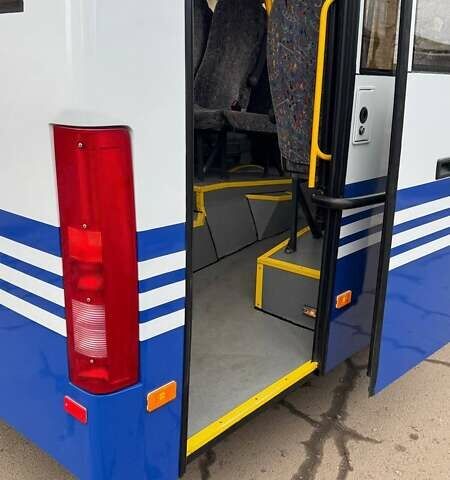 Белый Мерседес Sprinter, объемом двигателя 2.14 л и пробегом 600 тыс. км за 28000 $, фото 21 на Automoto.ua