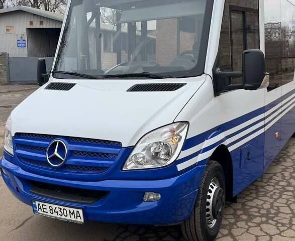 Белый Мерседес Sprinter, объемом двигателя 2.14 л и пробегом 600 тыс. км за 28000 $, фото 3 на Automoto.ua
