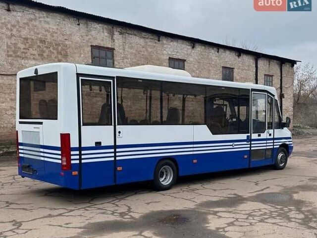 Белый Мерседес Sprinter, объемом двигателя 2.14 л и пробегом 600 тыс. км за 28000 $, фото 9 на Automoto.ua