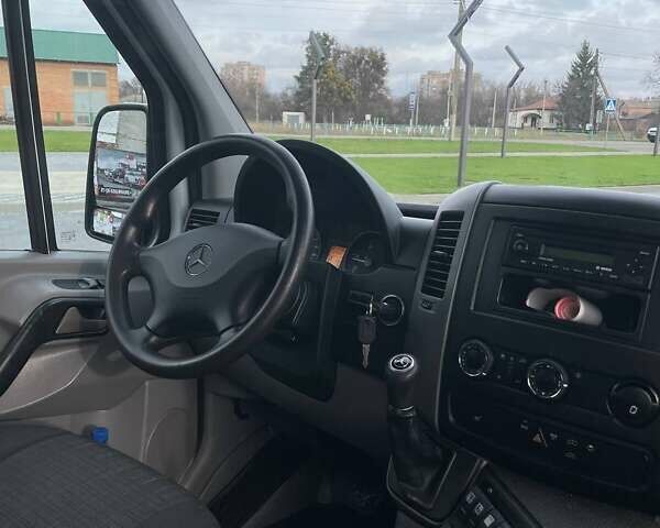 Білий Мерседес Sprinter, об'ємом двигуна 0 л та пробігом 521 тис. км за 34500 $, фото 12 на Automoto.ua