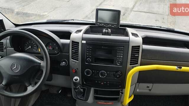 Білий Мерседес Sprinter, об'ємом двигуна 2.2 л та пробігом 280 тис. км за 18500 $, фото 24 на Automoto.ua