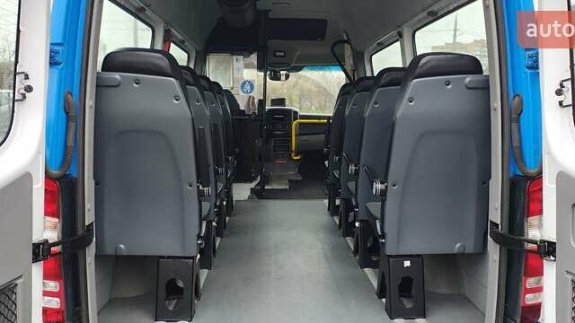 Білий Мерседес Sprinter, об'ємом двигуна 2.2 л та пробігом 280 тис. км за 18500 $, фото 11 на Automoto.ua