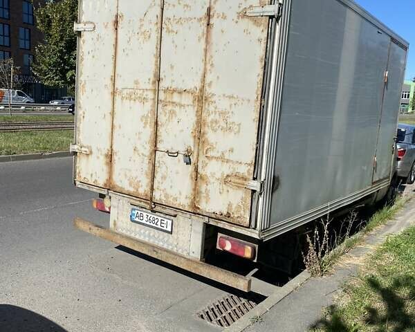 Белый Мерседес Sprinter, объемом двигателя 2.9 л и пробегом 515 тыс. км за 7300 $, фото 2 на Automoto.ua