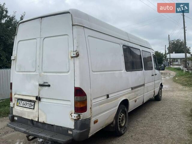 Белый Мерседес Sprinter, объемом двигателя 2.87 л и пробегом 500 тыс. км за 5300 $, фото 6 на Automoto.ua