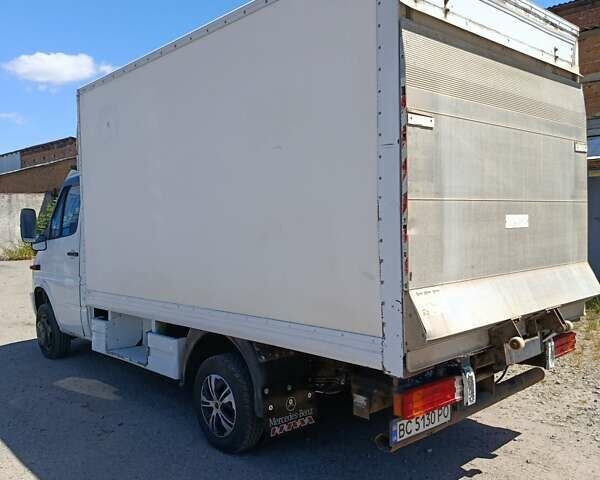 Белый Мерседес Sprinter, объемом двигателя 2.9 л и пробегом 582 тыс. км за 10500 $, фото 7 на Automoto.ua