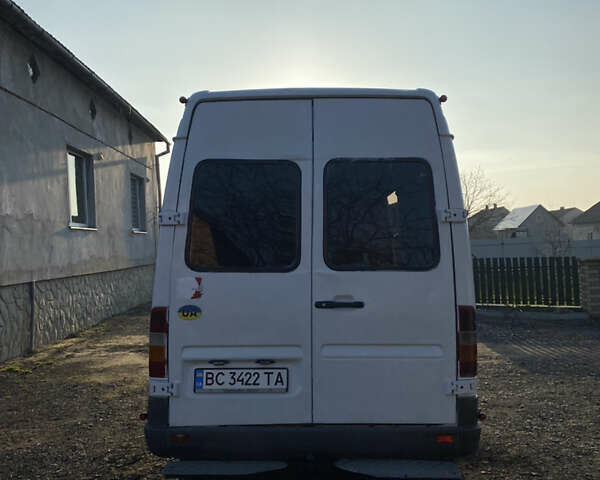 Белый Мерседес Sprinter, объемом двигателя 2.87 л и пробегом 650 тыс. км за 4800 $, фото 3 на Automoto.ua