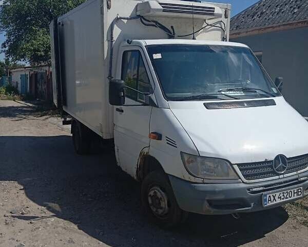 Білий Мерседес Sprinter, об'ємом двигуна 2.15 л та пробігом 120 тис. км за 8000 $, фото 1 на Automoto.ua