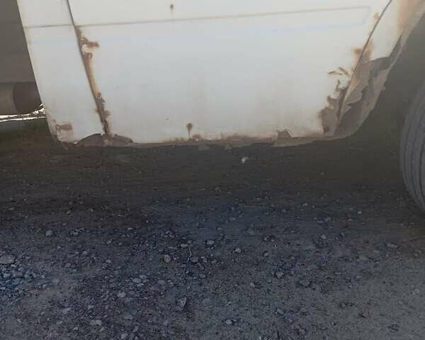 Білий Мерседес Sprinter, об'ємом двигуна 2.15 л та пробігом 120 тис. км за 8000 $, фото 4 на Automoto.ua
