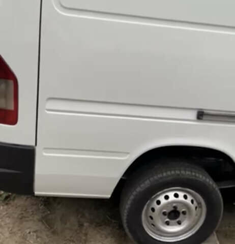 Белый Мерседес Sprinter, объемом двигателя 2.15 л и пробегом 470 тыс. км за 9900 $, фото 6 на Automoto.ua