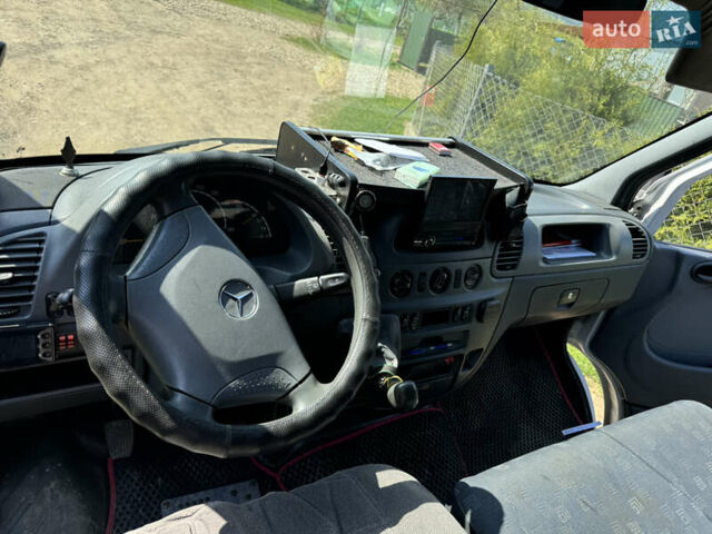Белый Мерседес Sprinter, объемом двигателя 2.7 л и пробегом 632 тыс. км за 7000 $, фото 11 на Automoto.ua