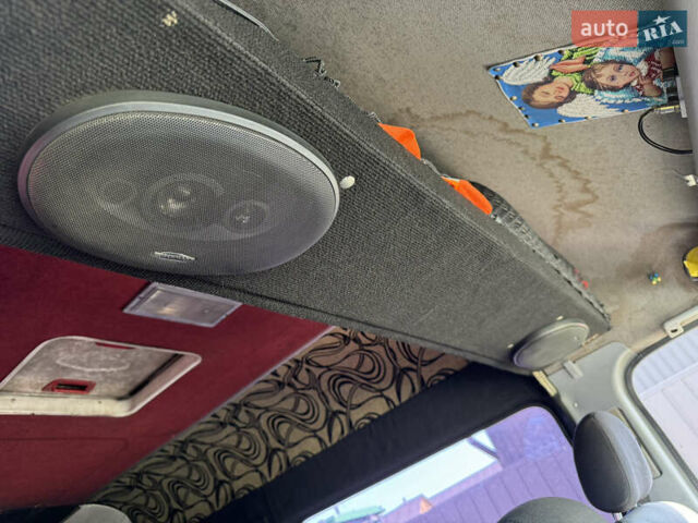 Белый Мерседес Sprinter, объемом двигателя 2.7 л и пробегом 632 тыс. км за 7000 $, фото 17 на Automoto.ua