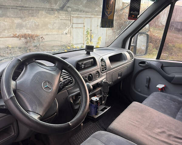 Белый Мерседес Sprinter, объемом двигателя 2.15 л и пробегом 509 тыс. км за 6700 $, фото 6 на Automoto.ua