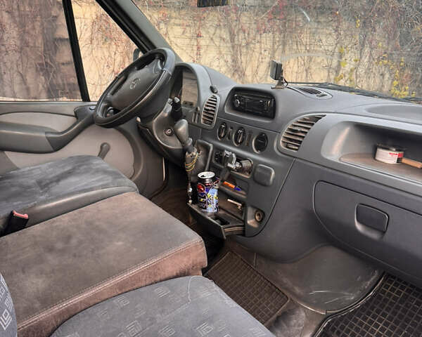 Белый Мерседес Sprinter, объемом двигателя 2.15 л и пробегом 509 тыс. км за 6700 $, фото 3 на Automoto.ua