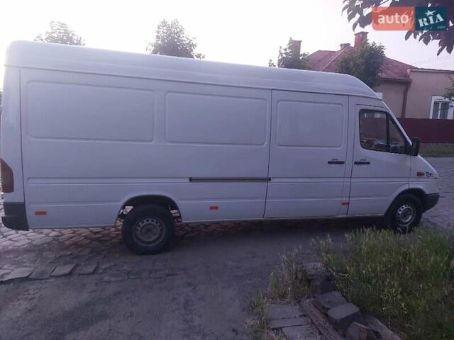 Білий Мерседес Sprinter, об'ємом двигуна 2.1 л та пробігом 830 тис. км за 8000 $, фото 4 на Automoto.ua