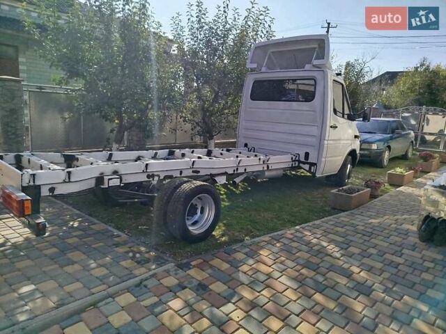 Білий Мерседес Sprinter, об'ємом двигуна 2.15 л та пробігом 567 тис. км за 15000 $, фото 4 на Automoto.ua