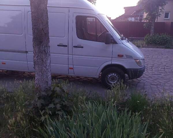 Білий Мерседес Sprinter, об'ємом двигуна 2.1 л та пробігом 830 тис. км за 8000 $, фото 9 на Automoto.ua