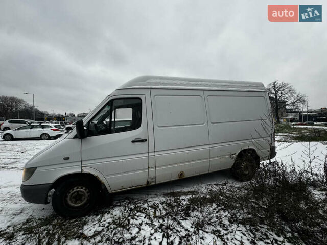 Білий Мерседес Sprinter, об'ємом двигуна 2.15 л та пробігом 389 тис. км за 6403 $, фото 8 на Automoto.ua