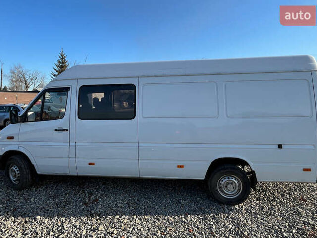 Белый Мерседес Sprinter, объемом двигателя 2.15 л и пробегом 561 тыс. км за 8999 $, фото 3 на Automoto.ua